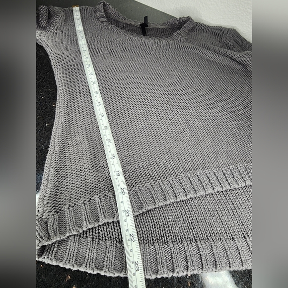 RAZZLE DAZZLE Soft Gray sweater. Size: Small - Picture 7 of 9